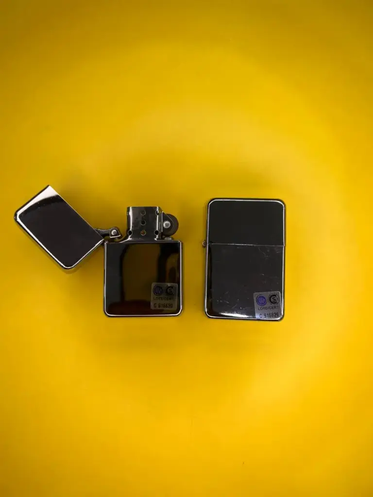 10822 ENCENDEDOR A BENCINA LISO 