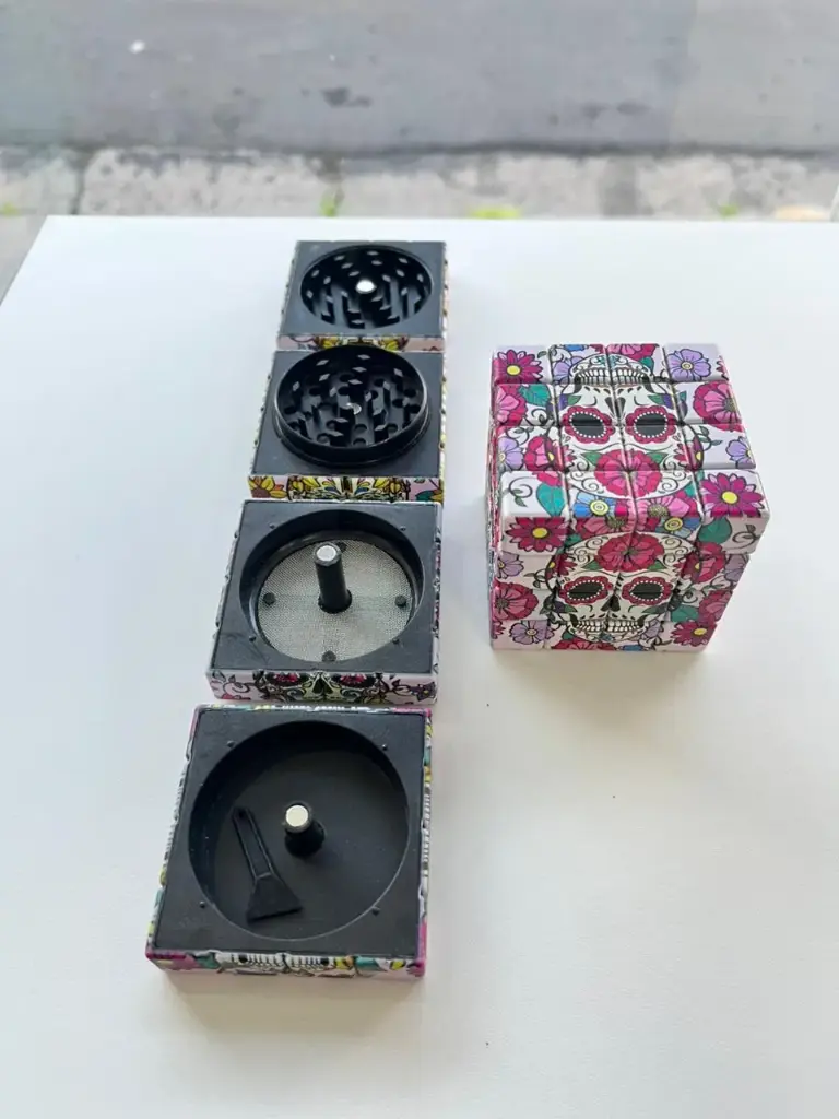 212583 PICADOR METAL CUBO CATRINA/CHALA