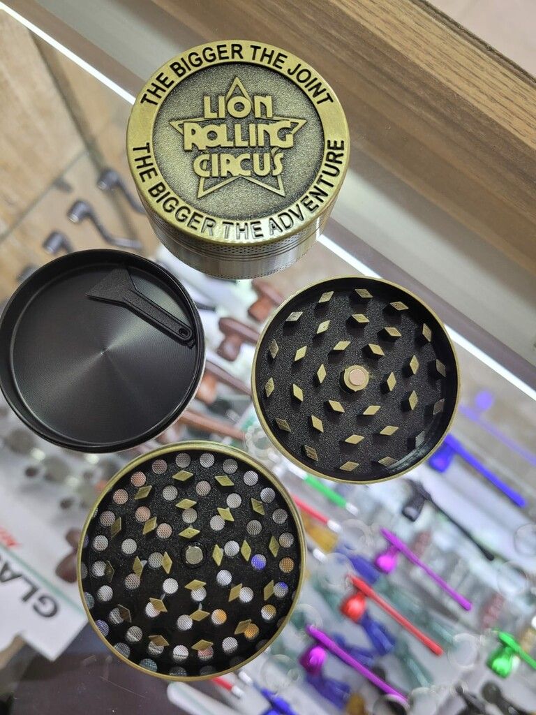 7004 PICADOR LION METAL GOLD 3 PARTES