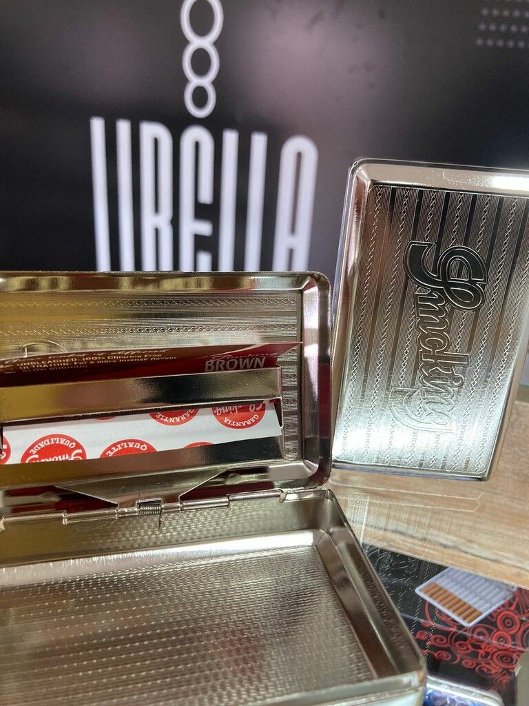 TABAQUERA SMOKING METAL CON PORTA SEDA 72mm 